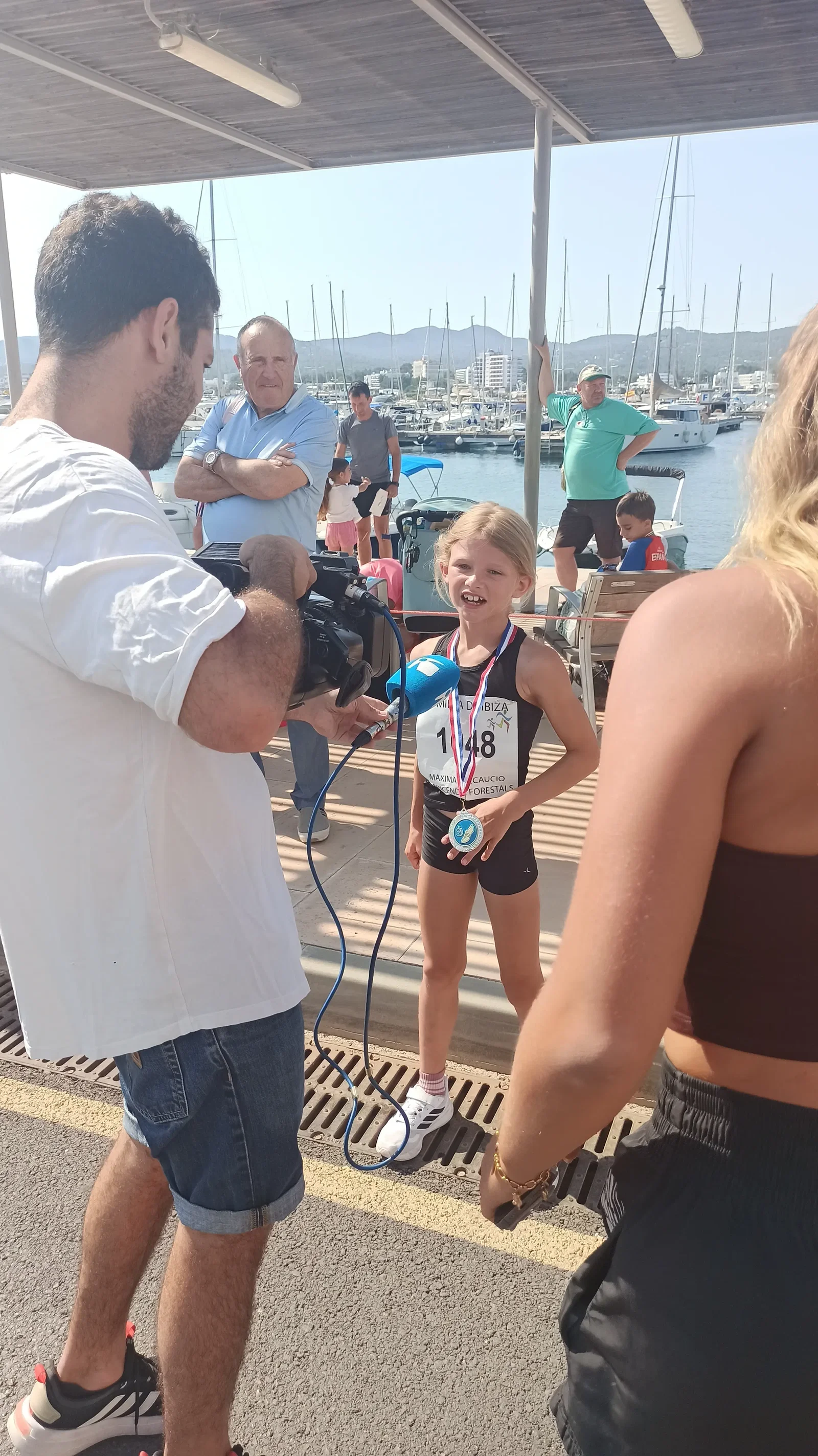 ¡Sant Antoni vibra con su Milla más pura!: El puerto se llena de zapatillas, sonrisas y auténtica pasión popular