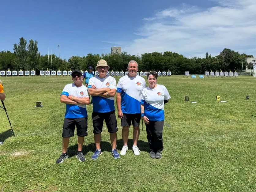¡El tiro con arco pitiuso deja huella en el Campeonato de España de Veteranos en Madrid!