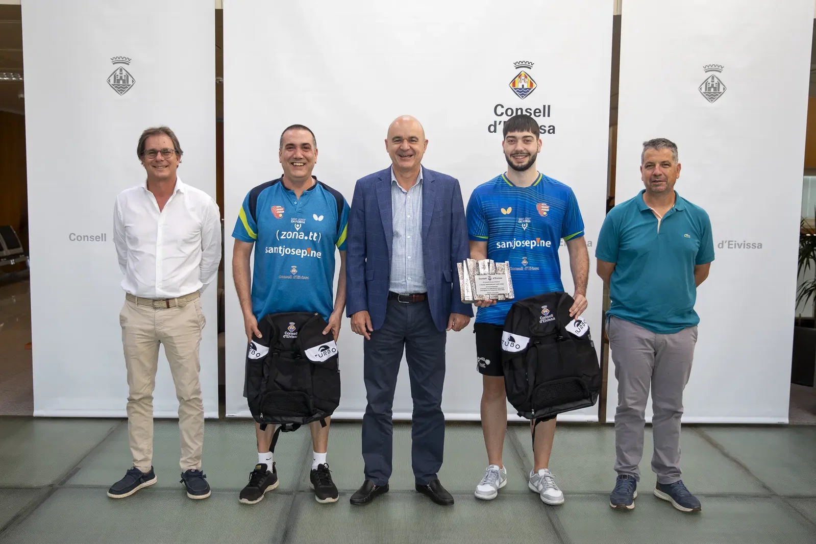 El Santjosep.net - Sant Jordi recibe un merecido reconocimiento tras reconquistar la Superdivisión
