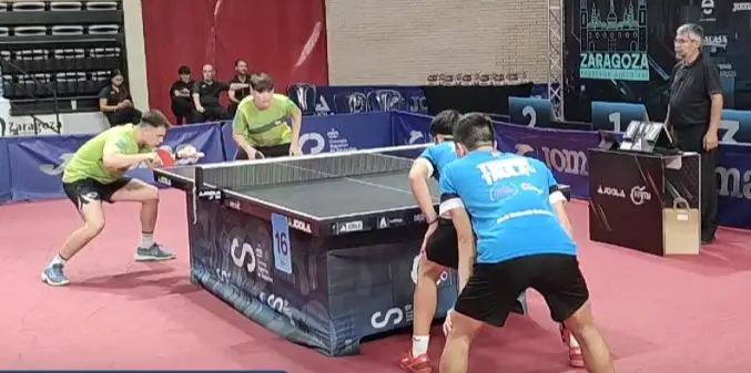 El Sant Jordi y el Viajes Tanit - Portmany rozan las medallas por equipos al caer en cuartos de final