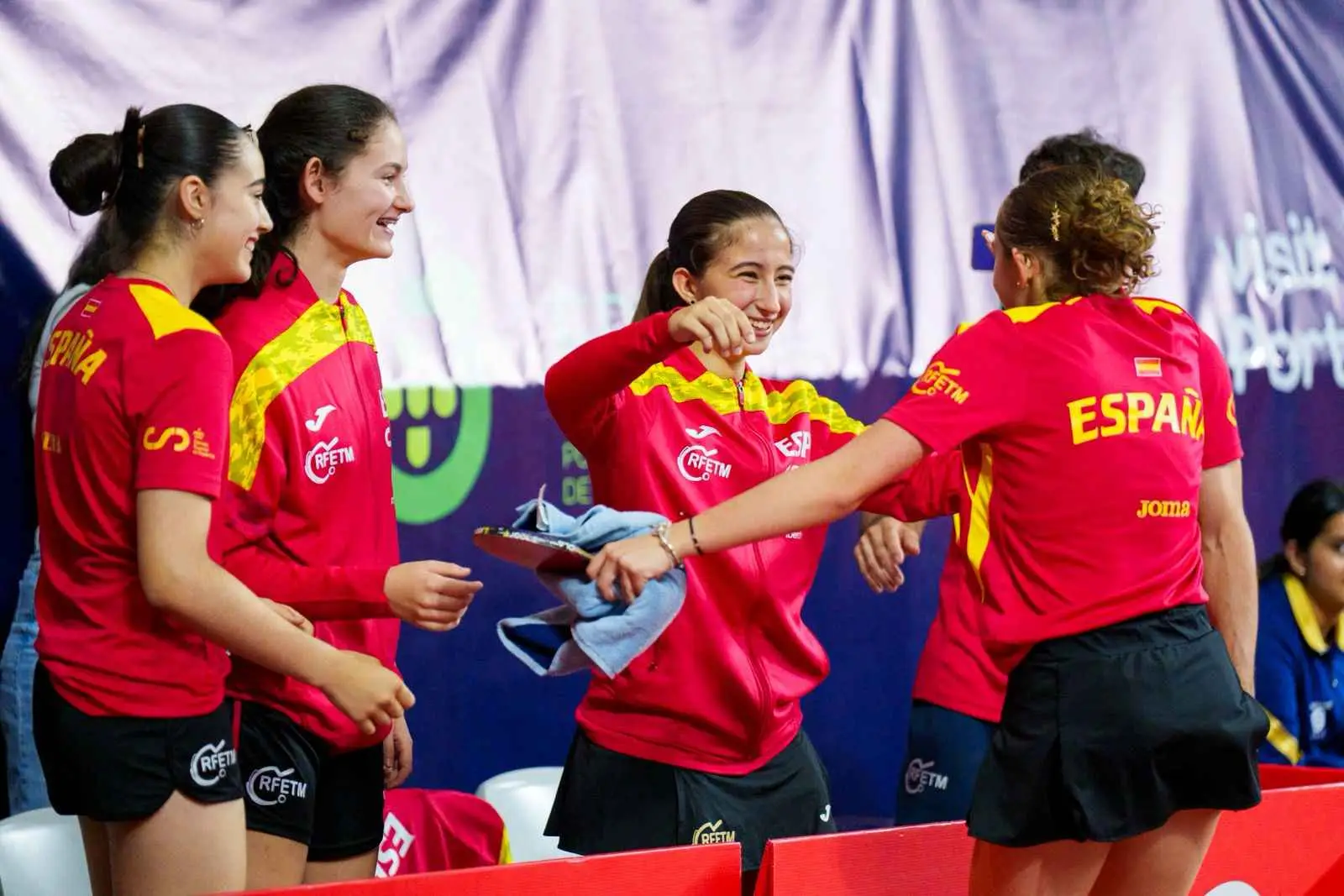 España abre el Campeonato de Europa de Jóvenes 2026 con cuatro victorias en la fase de grupos por equipos