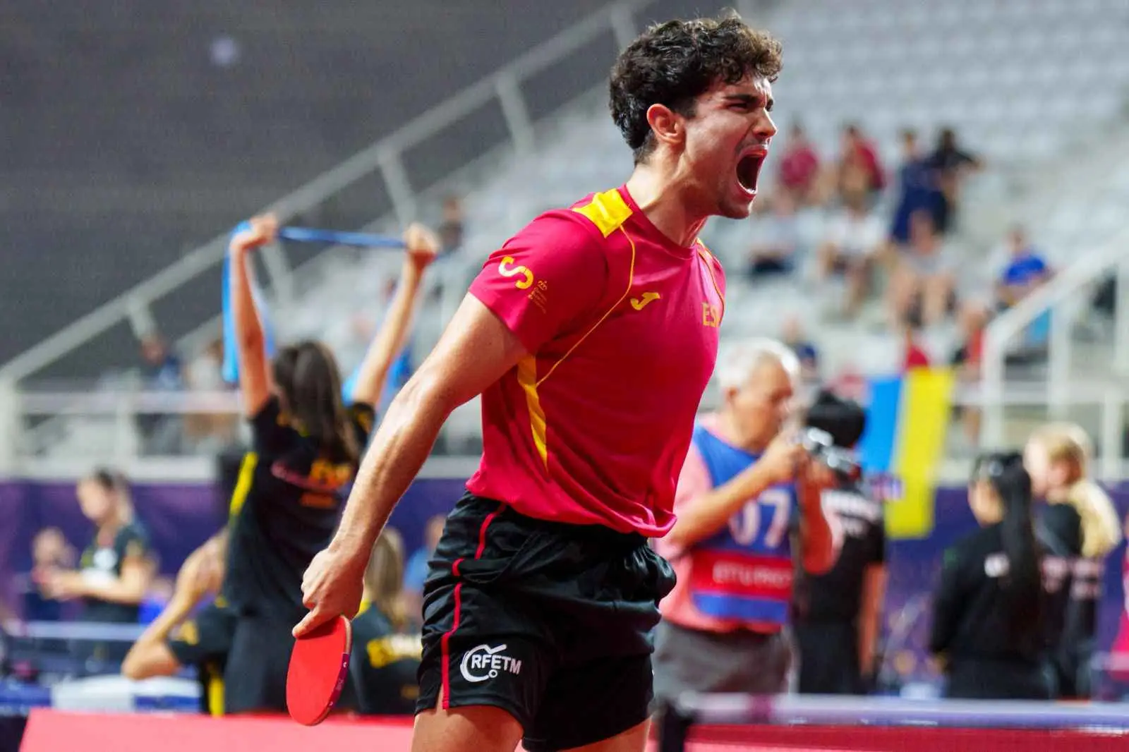 La Selección Española U19 masculina firma una épica victoria ante Eslovaquia y alcanza las semifinales del Campeonato de Europa