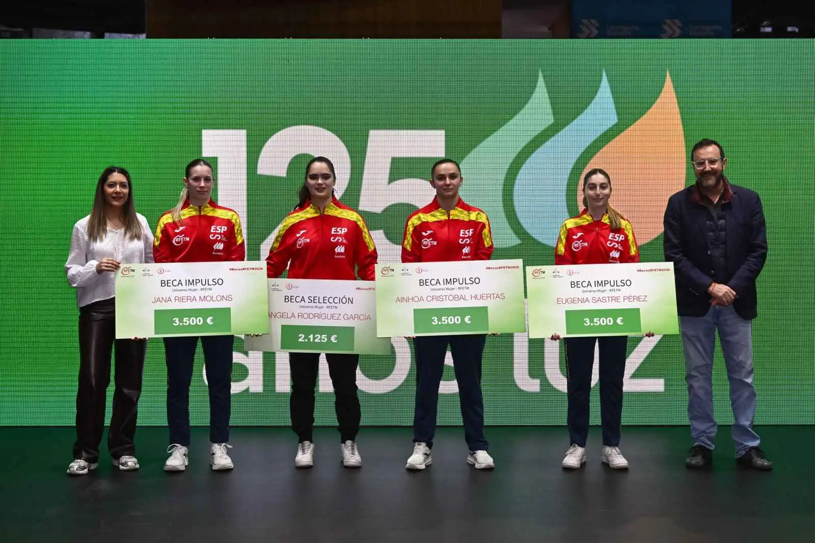 La RFETM impulsa a siete deportistas y dos entrenadoras con las Becas Universo Mujer