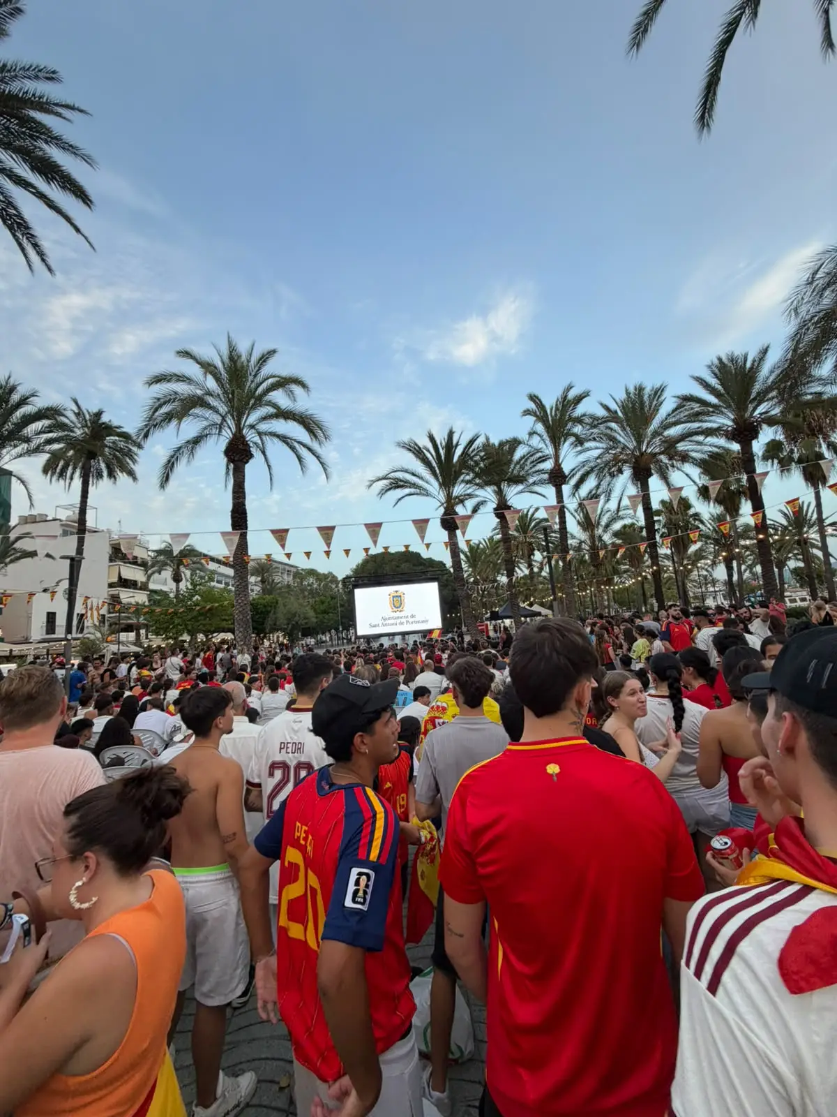 ¡A por la segunda estrella! Todos los rincones de las Pitiusas para vibrar con la final del Mundial