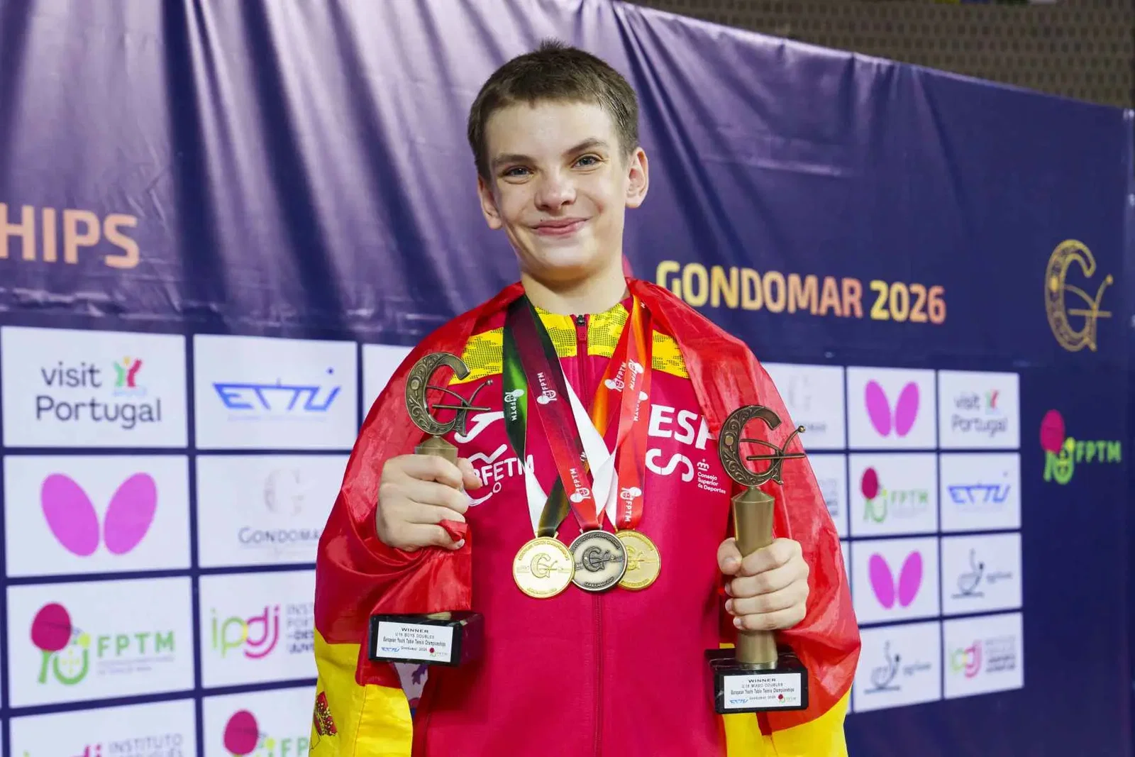 Ladimir Mayorov, con 12 años, doble campeón de Europa y triple medallista continental sub-15