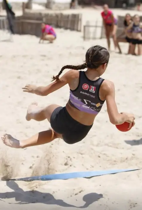 Tres días de pista y playa: Vuelve el balonmano femenino a Santa Eulària con el II Torneo Peña Deportiva