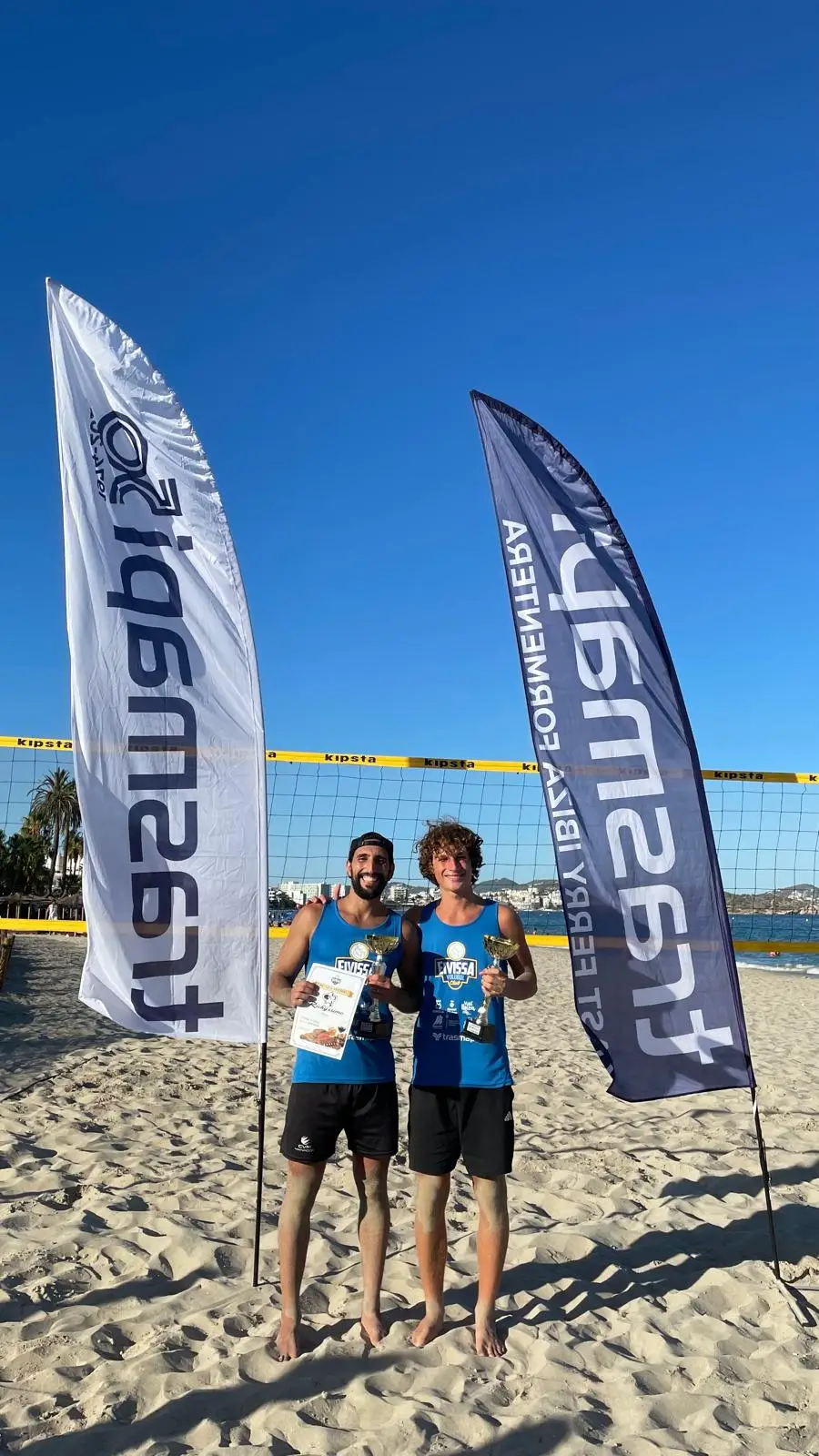 Ibiza vibra con el vóley playa en el Torneo Trasmapi del CV Eivissa