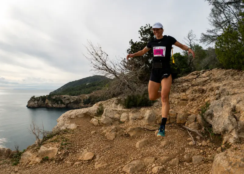 3 Días Trail Ibiza la vuelve a liar: ¡más de 1.000 inscritos y Santa Eulalia como nuevo epicentro!