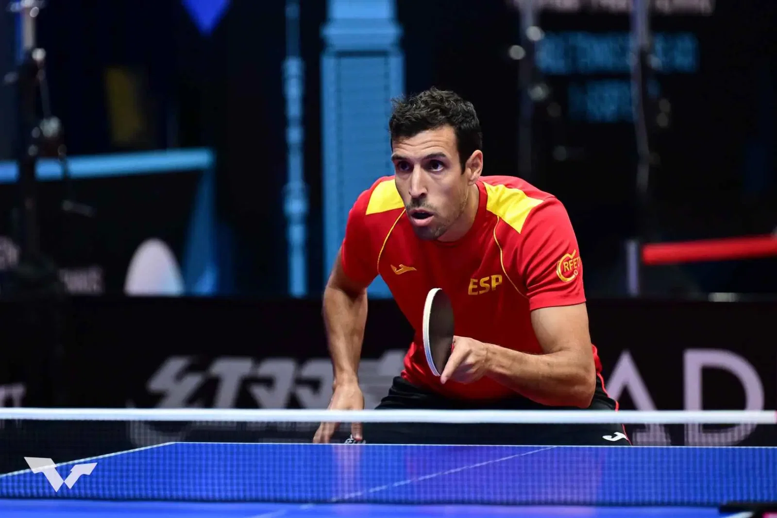 Álvaro Robles alcanza los cuartos de final en el WTT Contender Almaty 2026