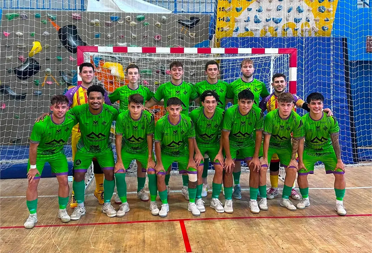 El Gasifred Atlético responde en su primer test en Ibiza con triplete de Buitre y triunfo por 8-3