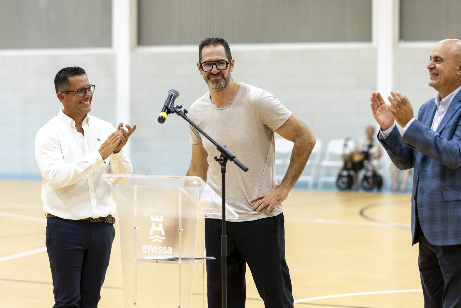 El deporte base ibicenco tiene algo muy importante que celebrar: abre sus puertas el nuevo polideportivo Paco Vázquez