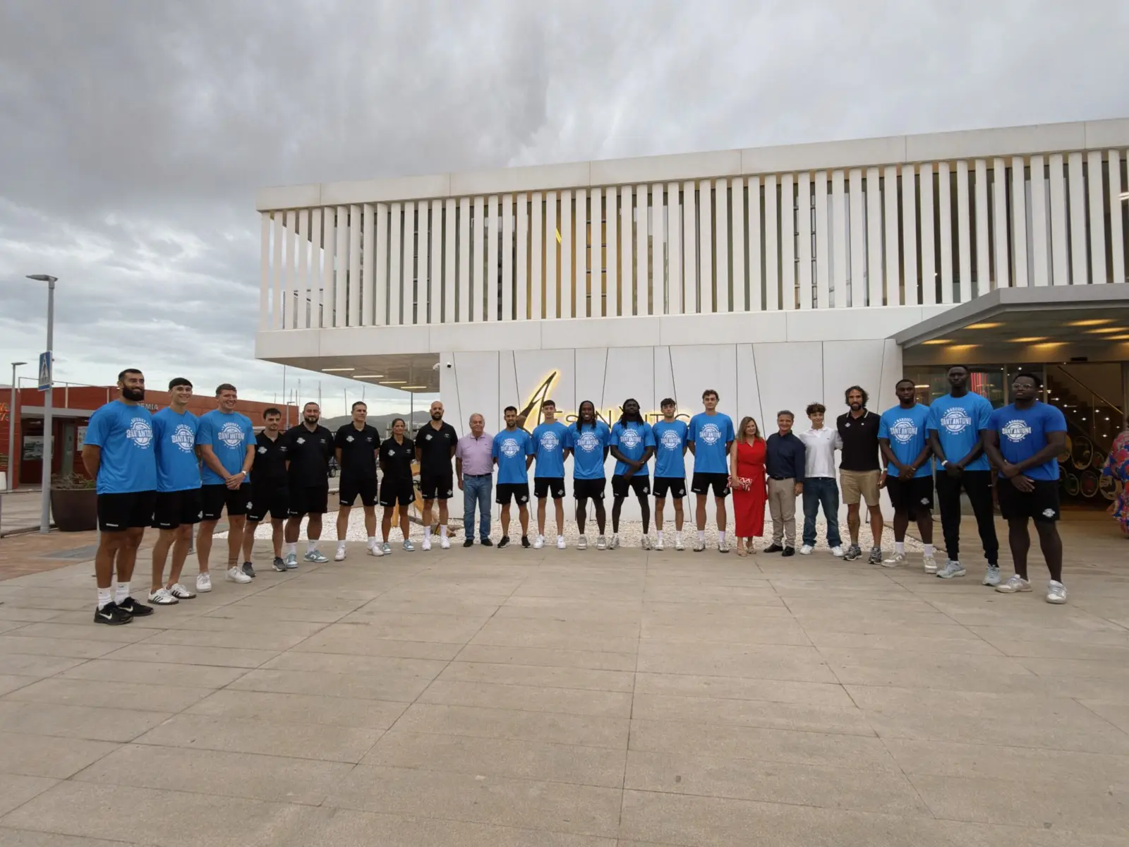 El club ibicenco da a conocer el nuevo proyecto de Segunda FEB para la temporada 26-27, en un acto celebrado en el Club Nàutic de Sant Antoni.