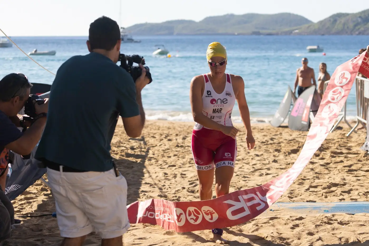 Cala San Vicente cierra la Liga de Acuatlones 2026 con una gran participación del deporte base