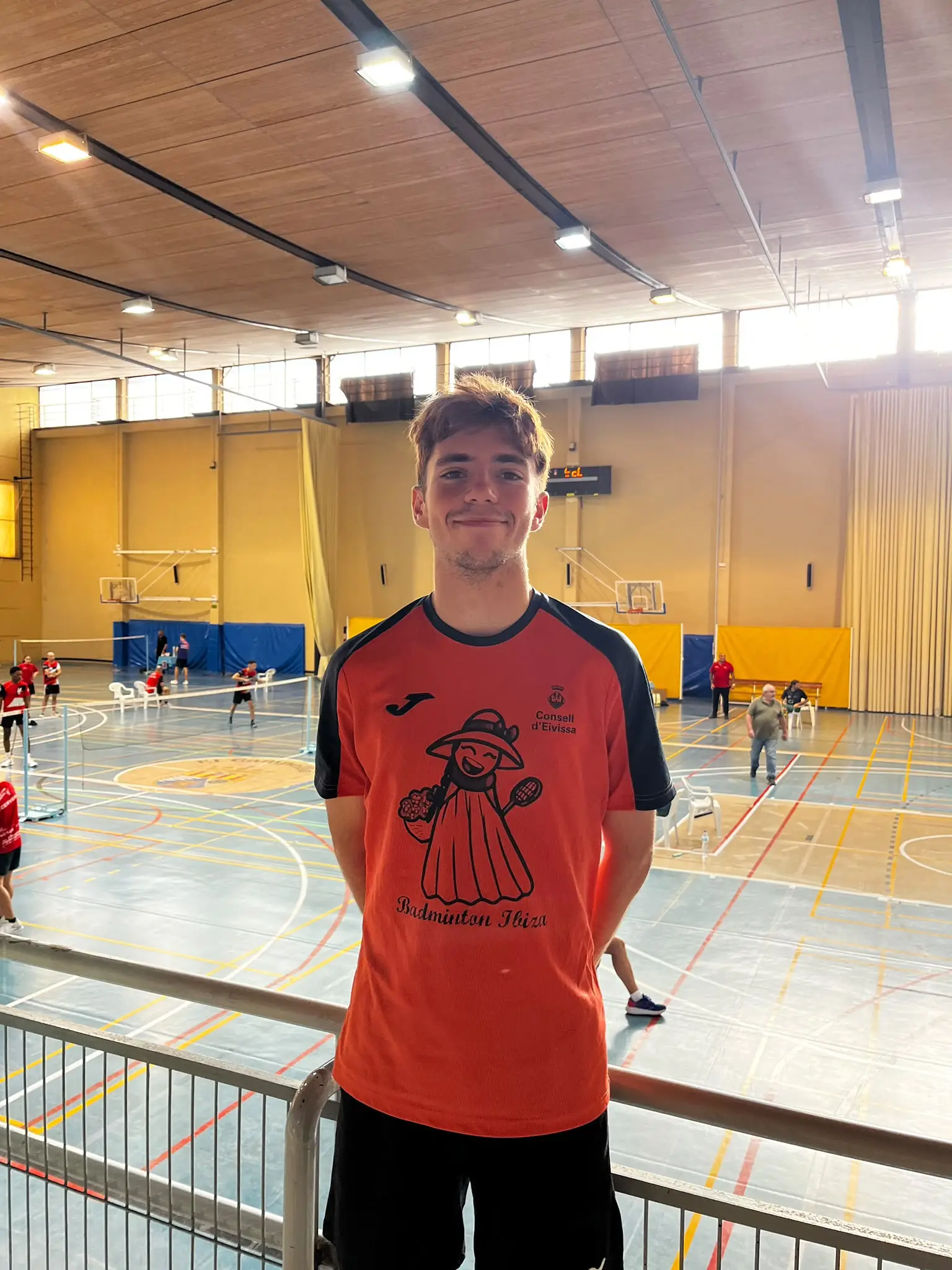 Alex Tur brilla en el Master Territorial de El Campello y se corona con un doble oro en dobles mixto y dobles masculino