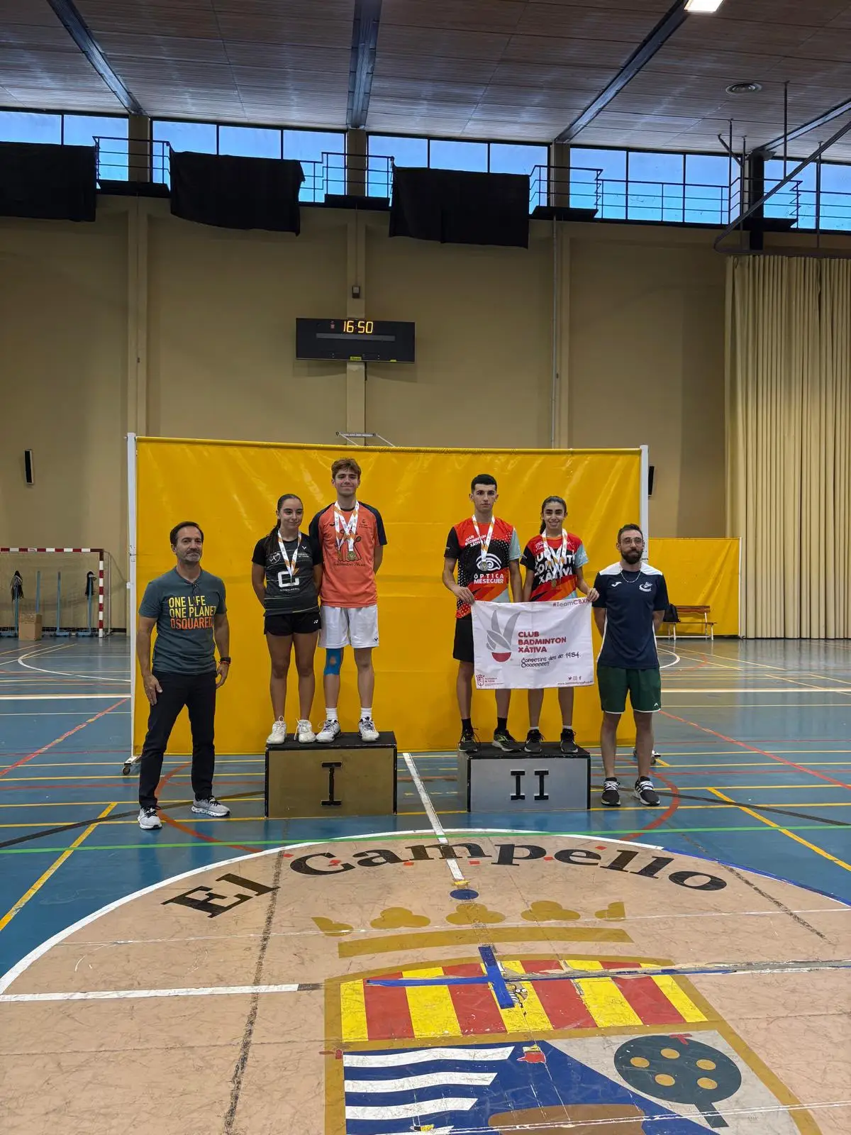 Alex Tur brilla en el Master Territorial de El Campello y se corona con un doble oro en dobles mixto y dobles masculino
