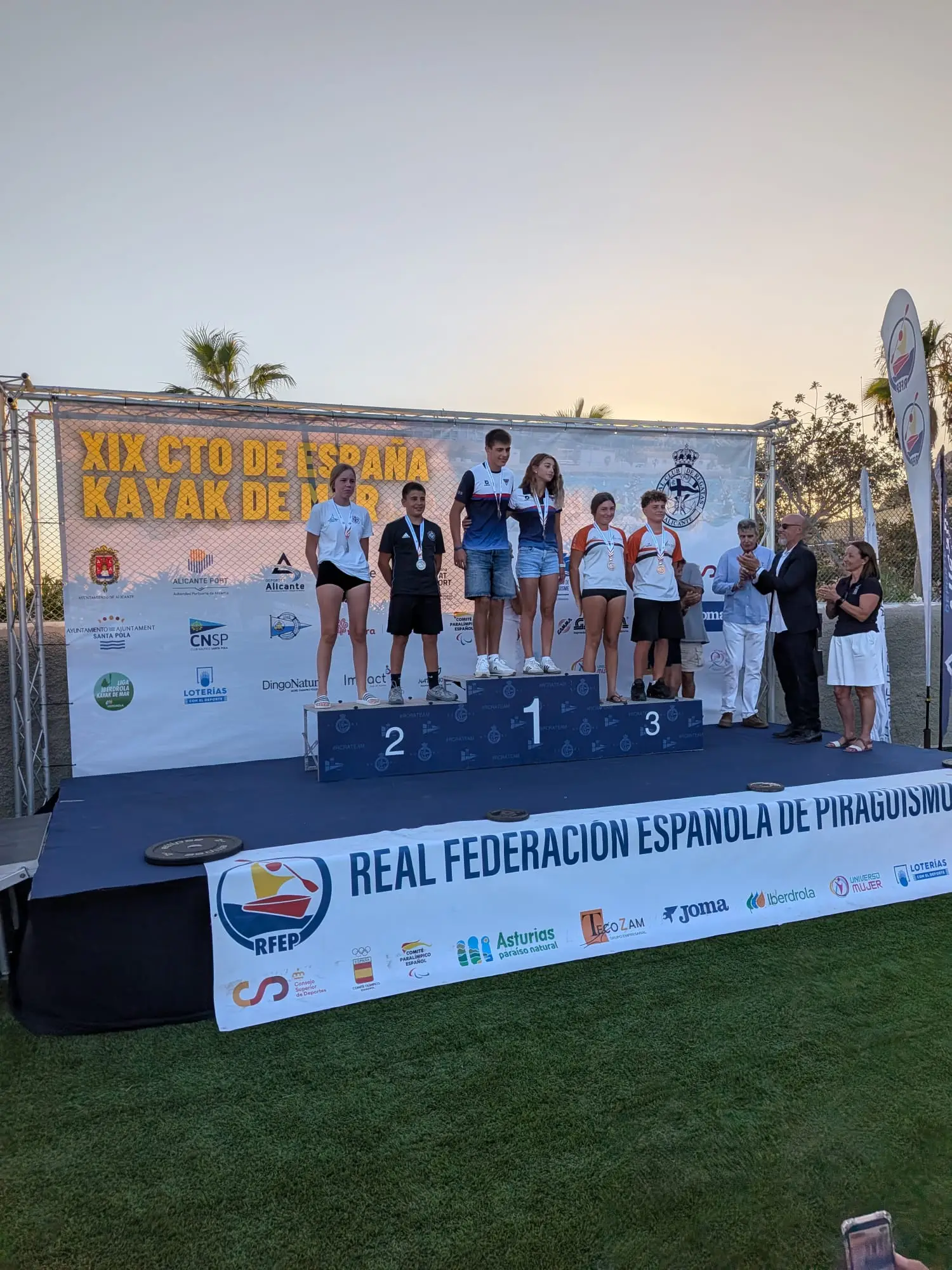 El Club Nàutic Sant Antoni conquista cuatro medallas en el Campeonato de España de Kayak de Mar, en Alicante