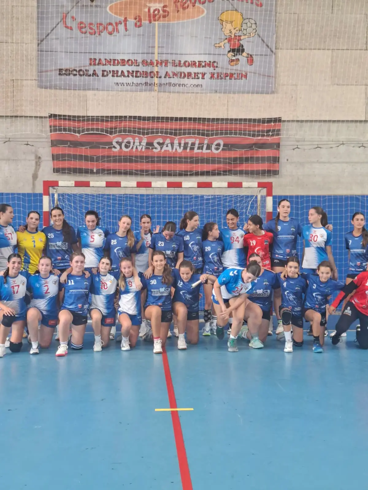Gran experiencia del HC Puig d'en Valls en el Torneo Sant Llorenç: piña, rodaje y mucho balonmano