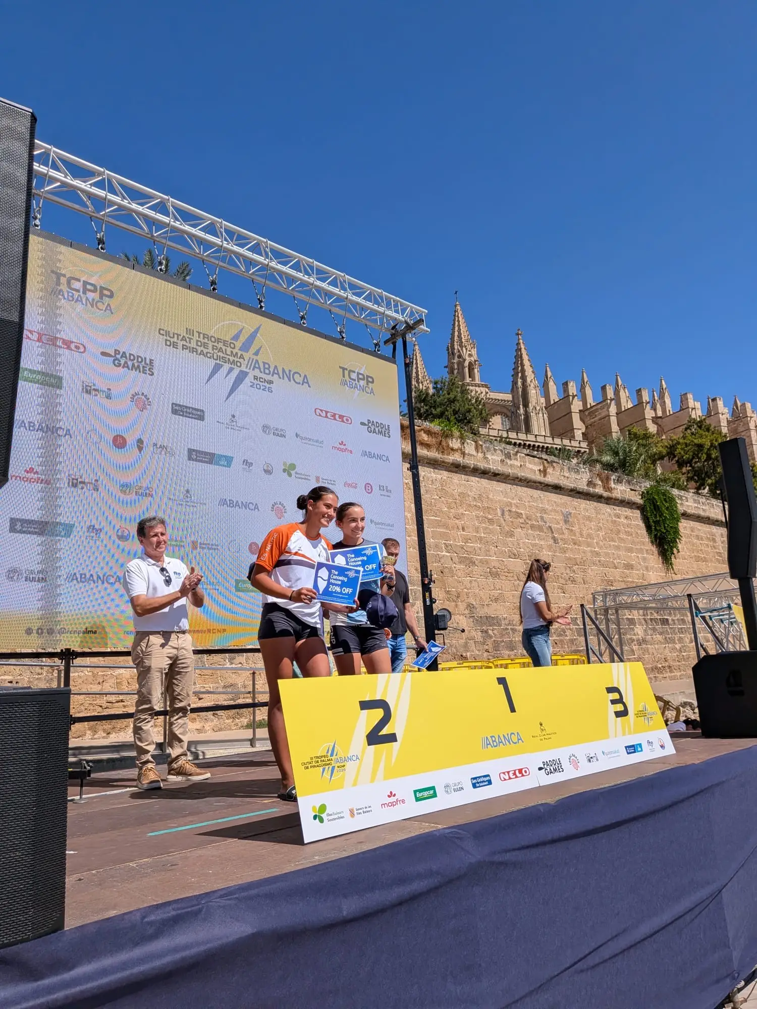 El Club Nàutic Sant Antoni vence por clubes y logra cuatro medallas en la Copa Balear de Otoño, en Palma