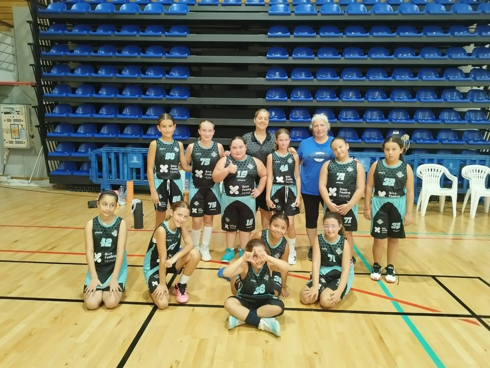 El Bàsquet Sant Antoni completa por primera vez su línea femenina: un proyecto con sabor a futuro