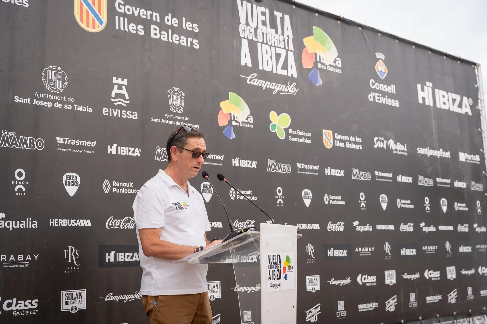 La Vuelta Cicloturista a Ibiza Campagnolo rompe récords con 179 mujeres y 68 ciclistas adaptados