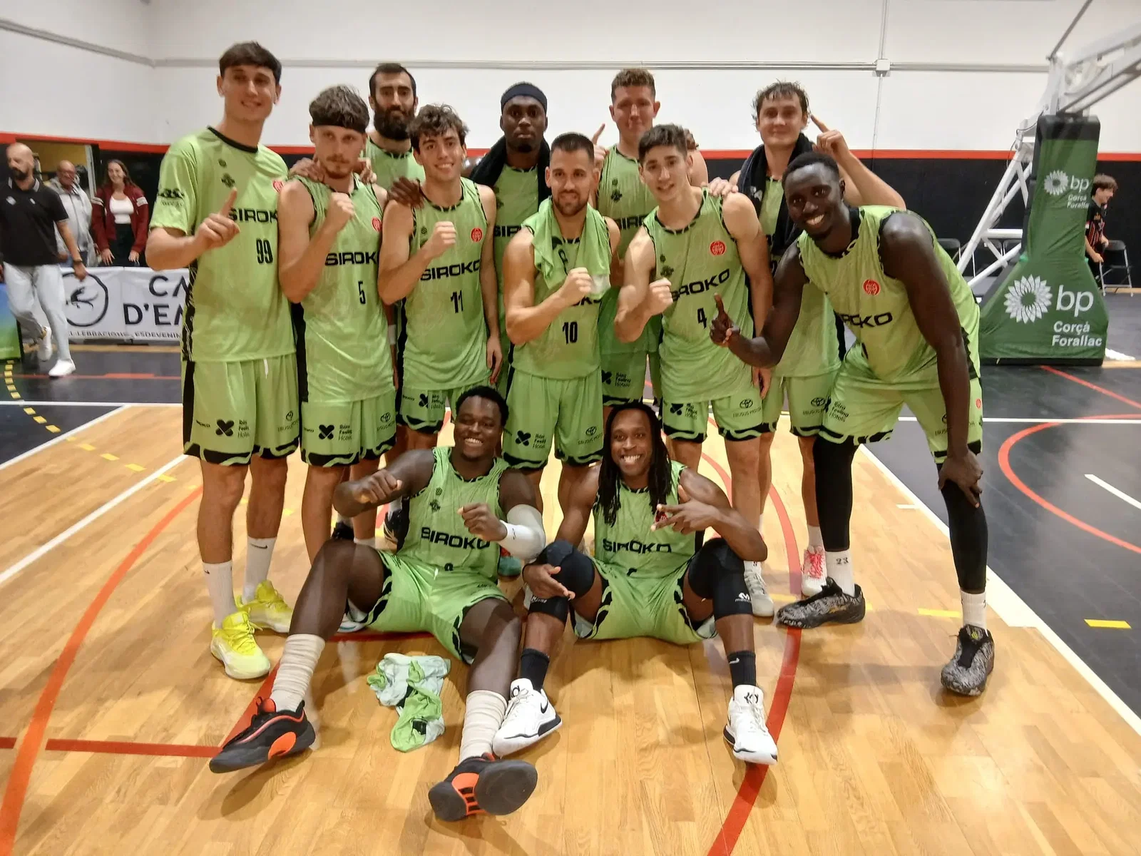 Un espectacular Kai Johnson guía al Class Sant Antoni a la victoria en Girona