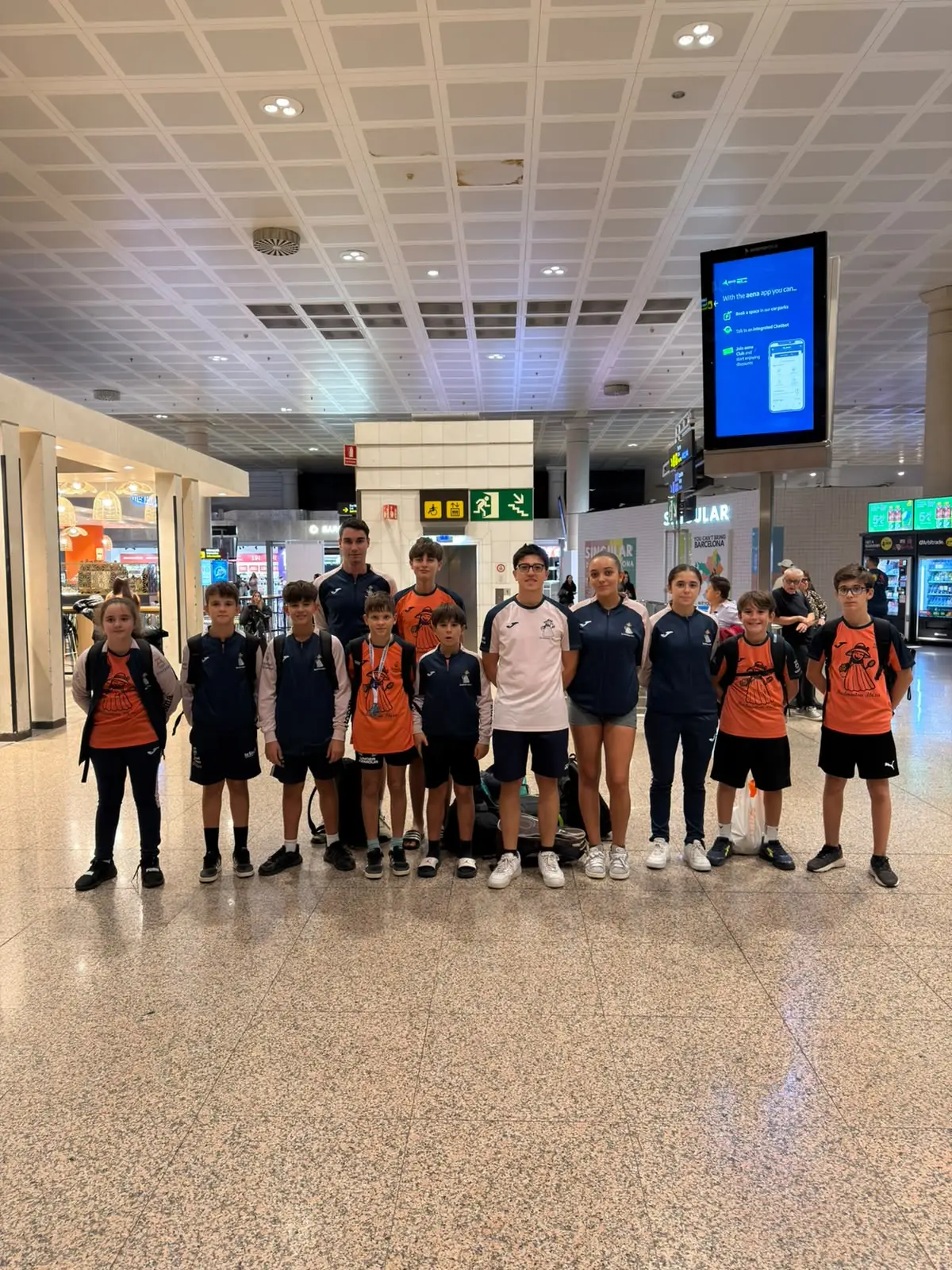 Exhibición del Club Bádminton Ibiza en Granollers: Lluvia de podios entre la categoría absoluta y la cantera