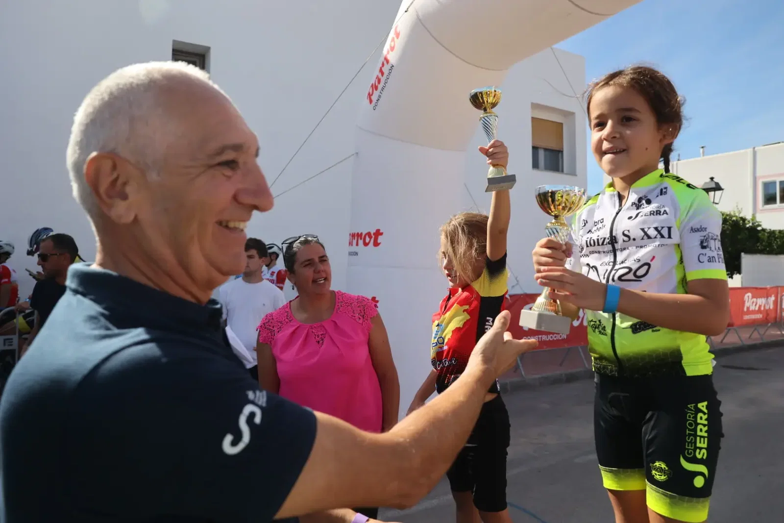 La Vuelta Ibiza Ciclismo Base by Parrot vive en Sant Josep una segunda jornada de máxima velocidad