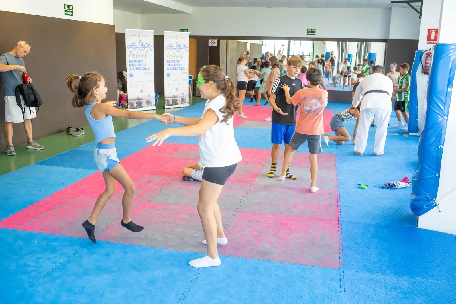 Marta Arce inspira a los más jóvenes en Santa Eulària en el arranque del sexto programa de Deporte Inclusivo en la Escuela
