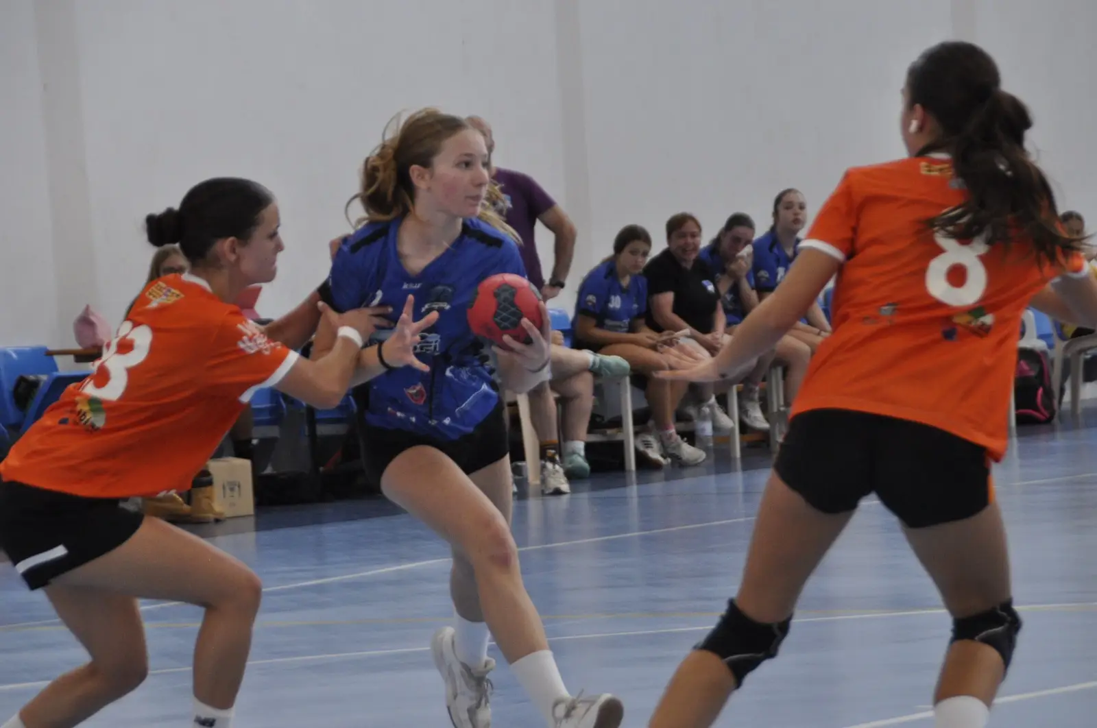 La derrota ante el High Security HC Eivissa no empaña el gran trabajo y actitud en pista del cadete femenino Islasfalto Puchi