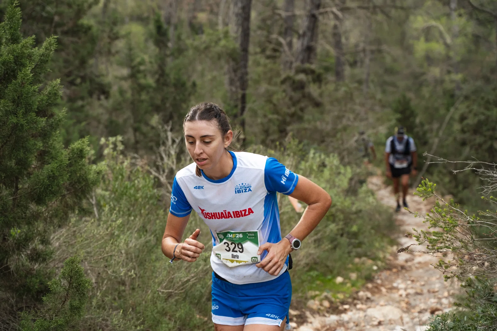 Wiliam Aveiro y Sara Lorenzo ganan la Maratón de una Ibiza Trail Maratón Festival de récord