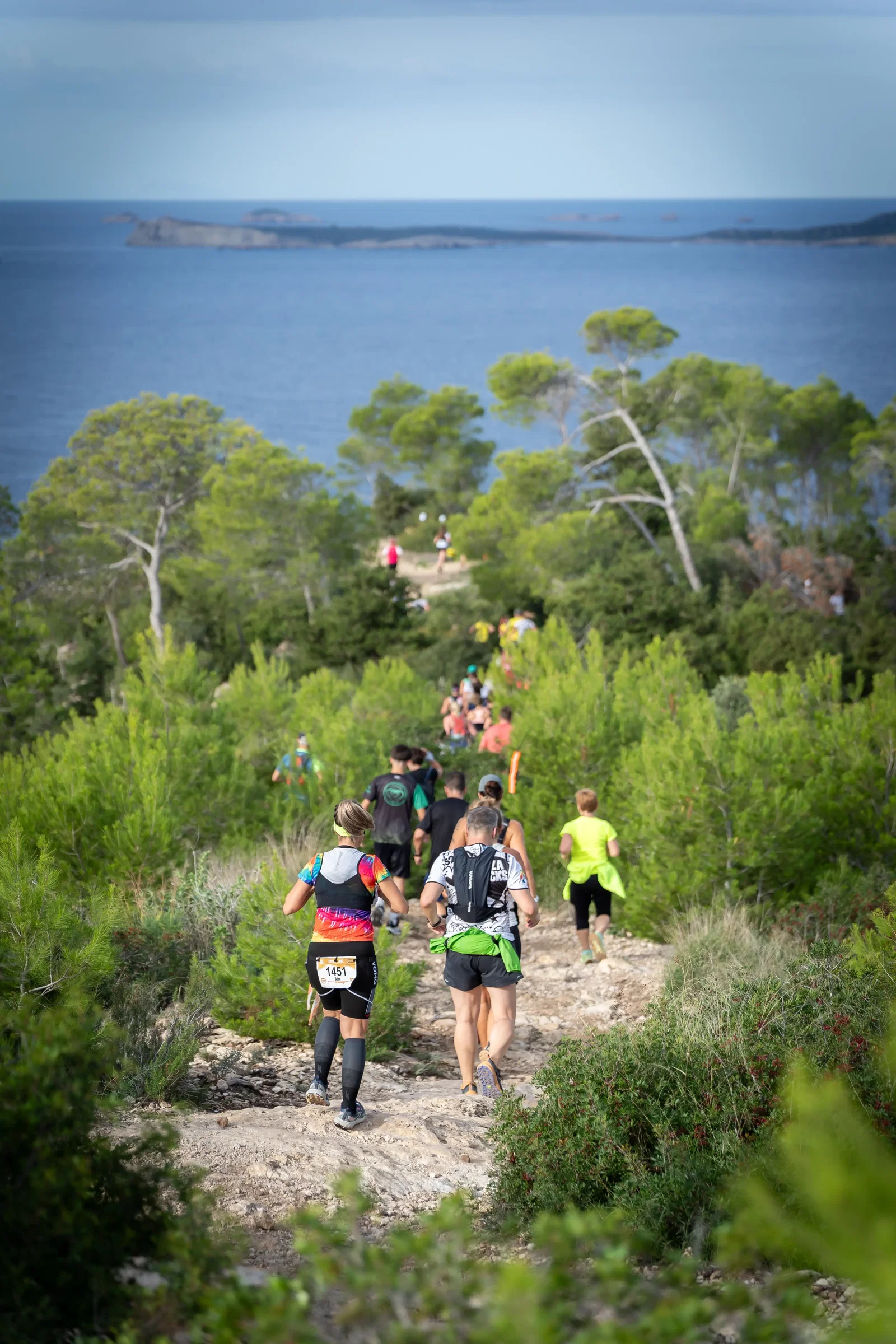 Wiliam Aveiro y Sara Lorenzo ganan la Maratón de una Ibiza Trail Maratón Festival de récord