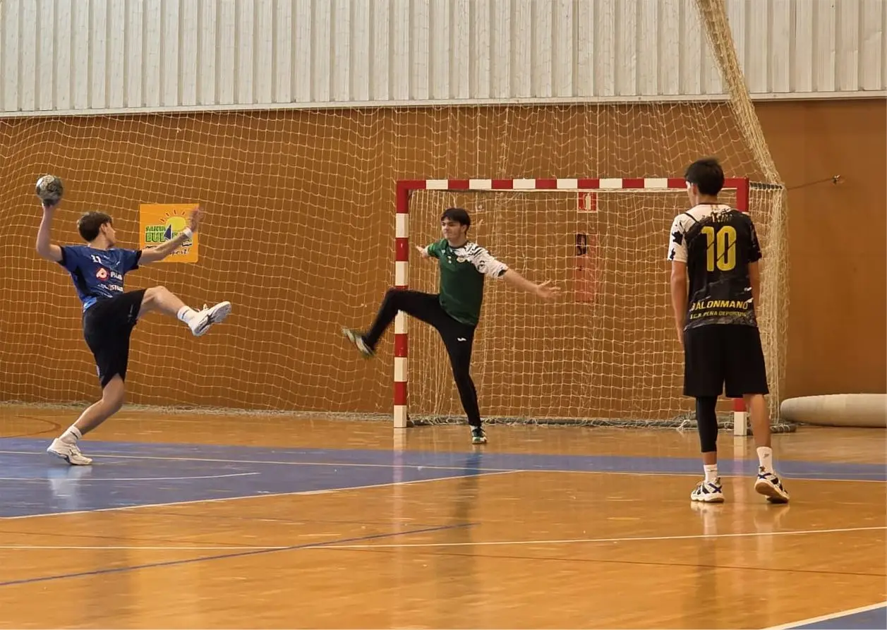 Reacción tardía pero ilusionante del juvenil masculino Sa Ferradura Puchi, que se queda a las puertas de la remontada