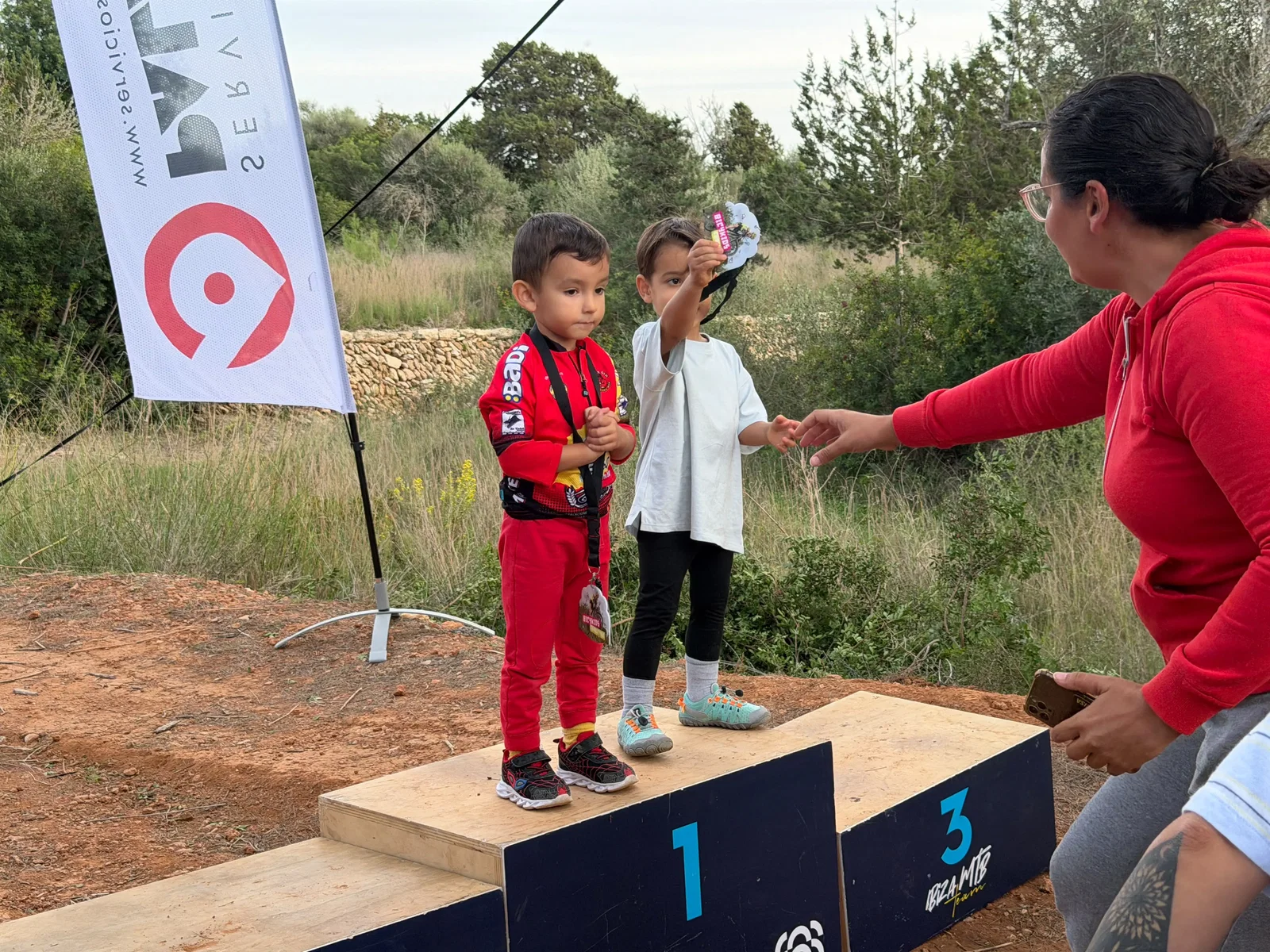 El ciclismo base pitiuso brilla en Sant Rafel: Resultados y podios de la Bicikids