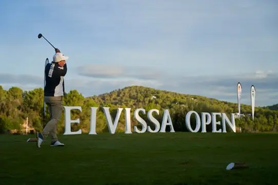 Ferriol conquista el I The Eivissa Open tras un emocionante desempate con el jugador local Diego Dupin