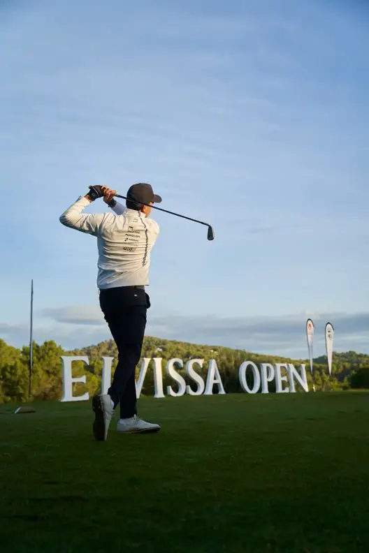 Ferriol conquista el I The Eivissa Open tras un emocionante desempate con el jugador local Diego Dupin