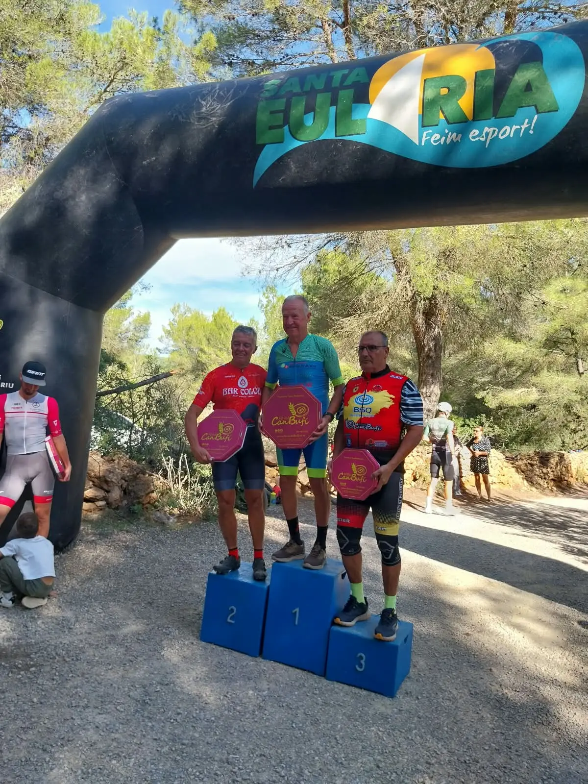 Marc Torres vuela en la BTT de San Carlos y se lleva la victoria absoluta