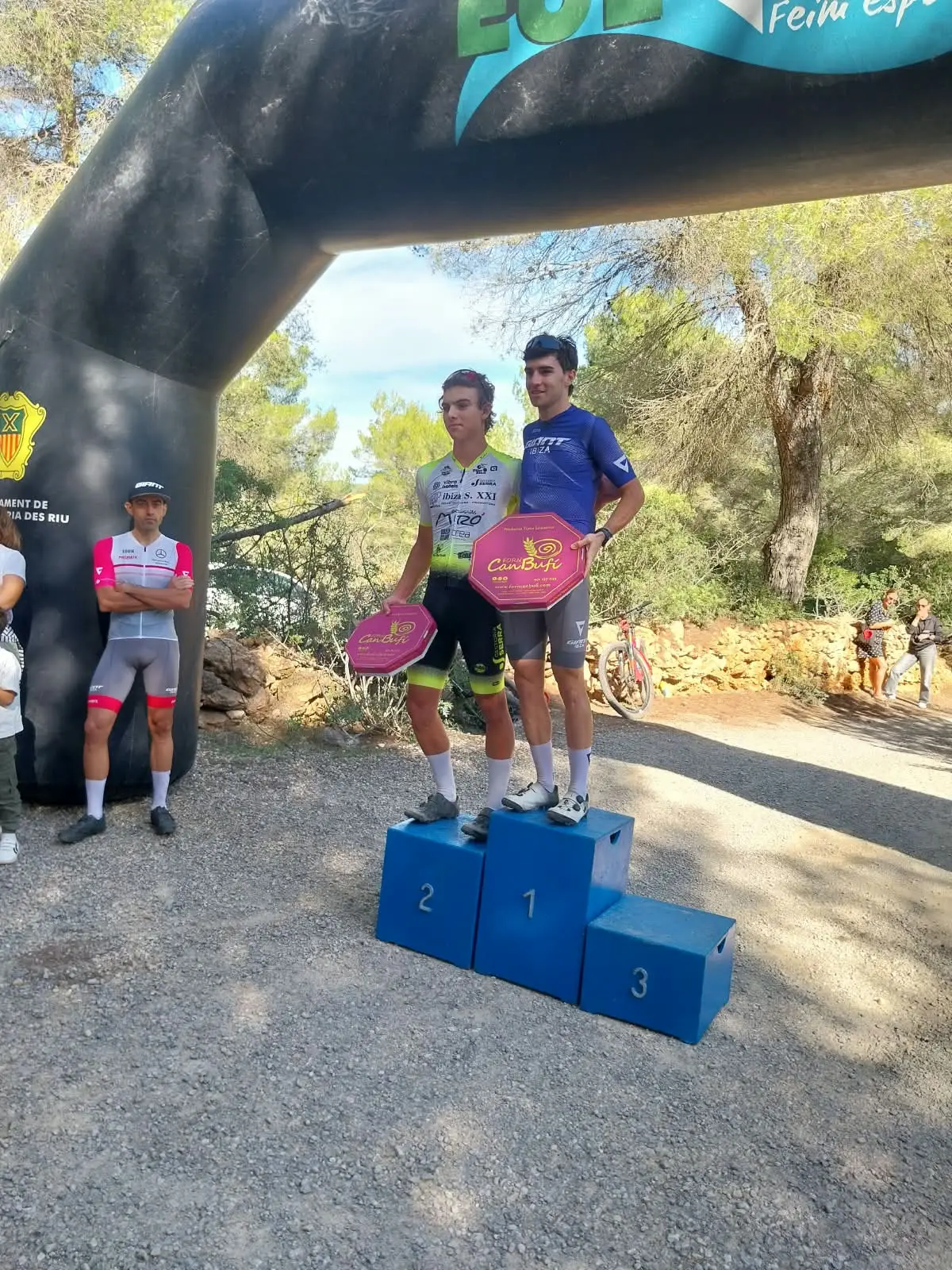 Marc Torres vuela en la BTT de San Carlos y se lleva la victoria absoluta