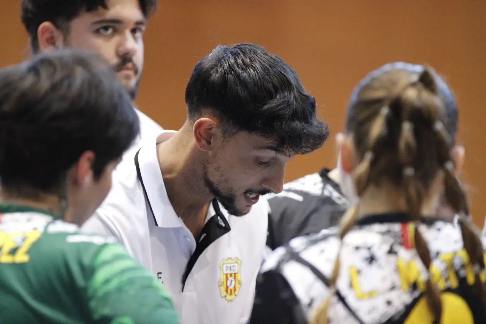 Intensidad y gran nivel competitivo de los equipos sénior de la Peña Deportiva de balonmano en la Copa Federación de Ibiza